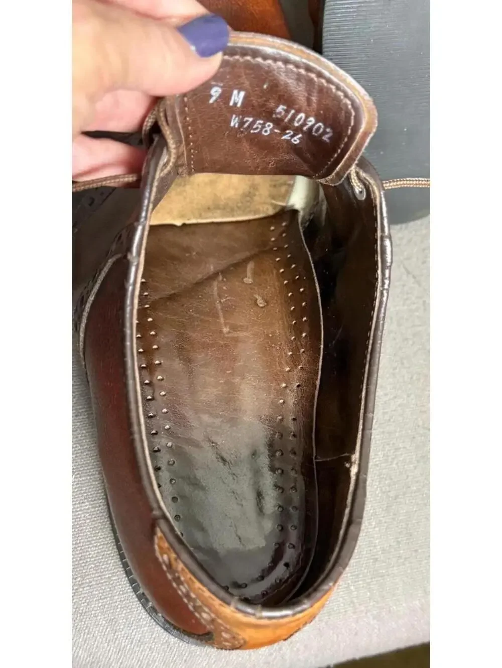 Vintage Brown Two-Tone Brogues or Saddle Shoes size 9 men or 10.5 women Vibram
